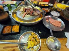-哈哈碳都·牛肋条无限自助烤肉(宝龙店)