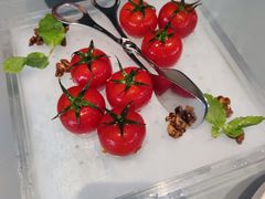 番茄脆菇沙拉-小大董·烤鸭(观景餐厅·南京西路店)