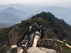 -罗田薄刀峰风景区