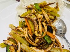 -万龙洲海鲜(大兴绿地缤纷城店)