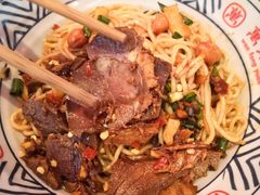 牛肉拌粉-万方圆拌粉瓦罐汤(滕王阁旗舰店)