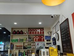 -老何家后安粉·糟粕醋海鲜火锅(三亚湾椰梦长廊店)