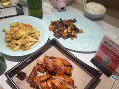 -荷花亭·湖北融合菜(中商广场店)