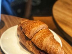 全麦培根可颂-星巴克(来福士2F店)