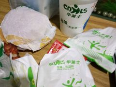 -华莱士·全鸡汉堡(光华路店)