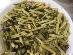 竹笋肉丝-天乐农家鱼头王(天目湖店)