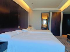 -上海龙之梦万丽酒店