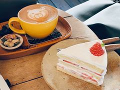 草莓戚风蛋糕-春风十里咖啡馆