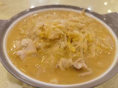 -鹤乡东北菜(崮山路店)