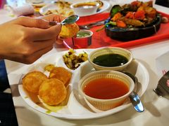 -Lake Shore Hotel & Restaurant