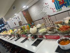 -百品聚旋转火锅(万德庄店)