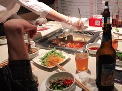 -海底捞火锅鲜切牛肉主题店(长寿路店)