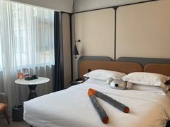 -朵兰达V酒店(成都春熙路太古里国金中心店)