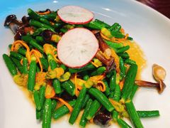 鸡枞菌炒童子黄瓜-映水芙蓉(上海万象城店)