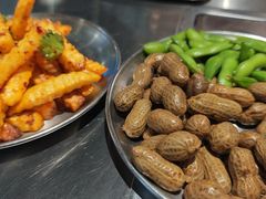 -马路牙子烧烤音乐酒馆(望京店)
