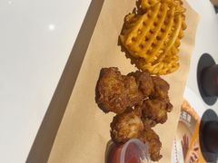 -必胜客(松雷店)