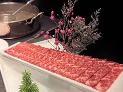 L5手作雪花牛肉-左庭右院鲜牛肉火锅黑金店(陆家嘴中心店)
