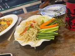 -Dang restaurant (patong phuket)