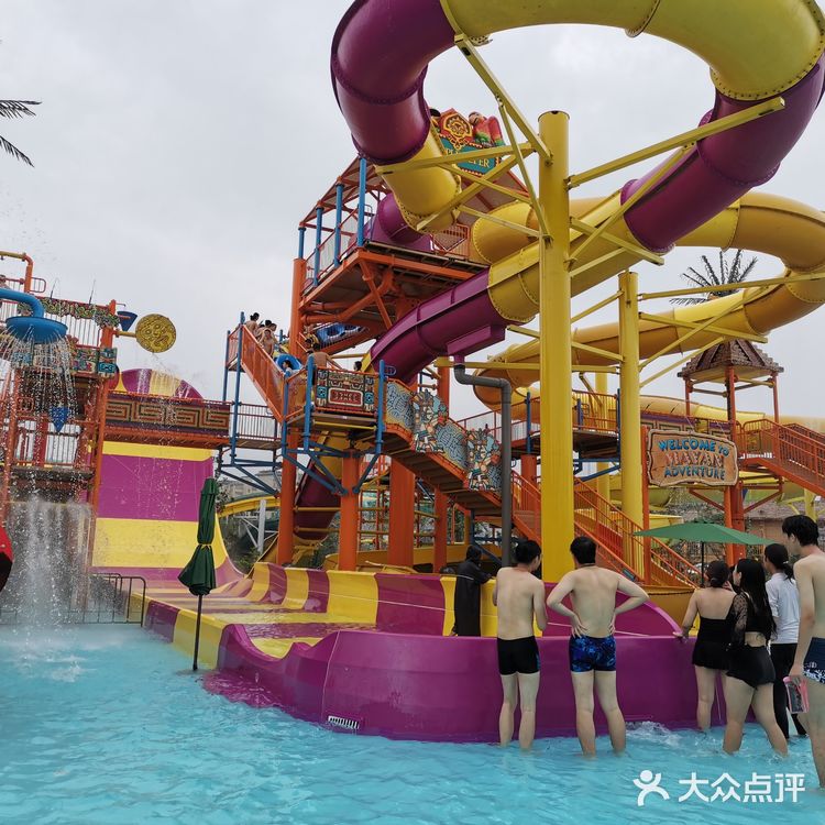 好多年没来这种水上公园了～这次来还是比较喜欢的～整体