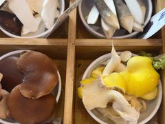 -阿婆情腊排骨火锅(金虹路店)