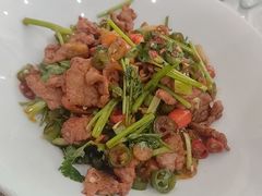 -三湘四水正宗湘菜(君峰路店)