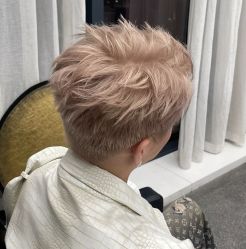 -藤野造型烫发染发