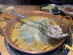 -洱火云南酸菜牛肉火锅(石景山当代商城店)