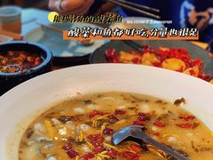 能喝汤的酸菜鱼-胡马八破·川菜小馆(高新万达店)