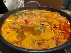 -POKEE VIA&Brunch·维娅(重庆来福士店)