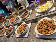 -曼格活海鲜·牛排自助(光明蓝鲸店)