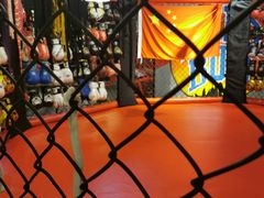 -KingBull私教健身&格斗订制(龙井商业中心店)