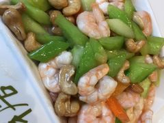 -赶海部落海鲜城(海阳路店)