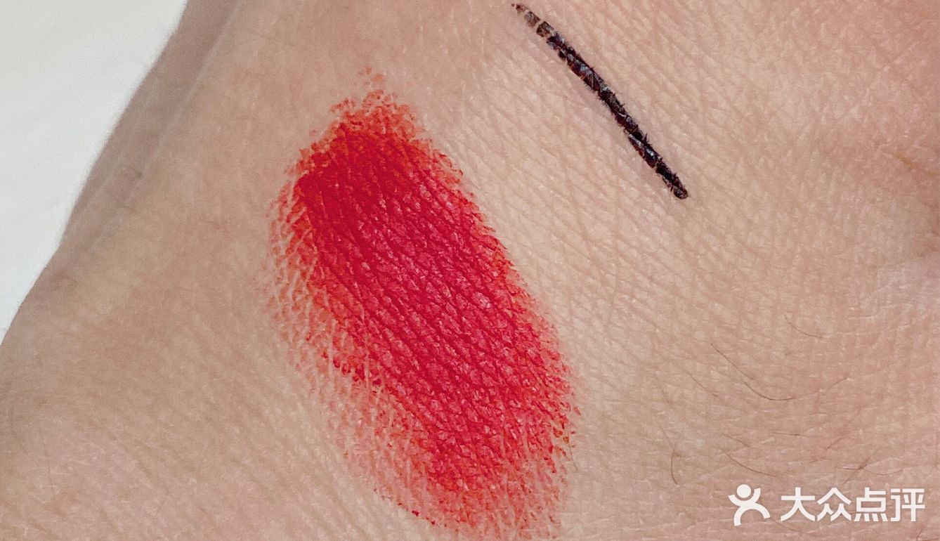 LAC烙色清甜矿泉卸妆水