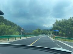 -将军关探险漂流