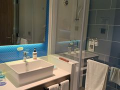 -珠海拱北口岸智选假日酒店