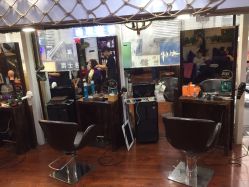 -红人馆造型十添