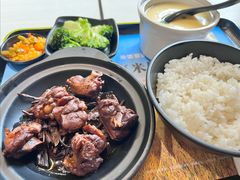 -老娘舅餐厅(黄龙体育中心店)