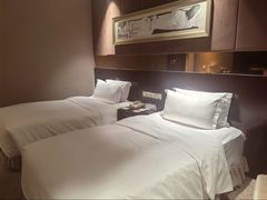 -西安阳光国际大酒店(西安火车站五路口地铁站店)