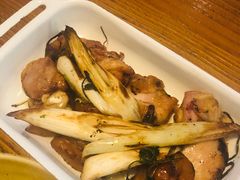 香草大葱烤鸡肉-Kitchen·Y洋厨房西餐厅(王府壹号店)