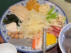 -周小明火锅(黑金冠社区店)