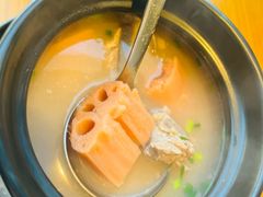 -莲餐厅·湖北菜·藕汤是头牌(愚园路店)