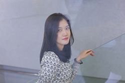 -变画·发型STUDIO