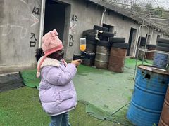-东湖小天池真人CS彩弹野战基地