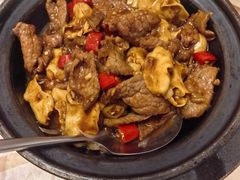 牛肉烧鱼泡-王府井酒店(金桥港湾店)