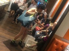 等位区-新旺茶餐厅(嘉里城店)