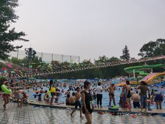 -青年湖公园水上世界