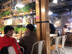 大堂-大斌家串串火锅(德思勤店)
