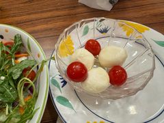 马苏芝士球配番茄-萨莉亚意式餐厅(金隅嘉品mall店)