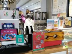 -万宝财富商业广场