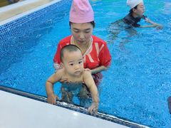 -嘻游纪儿童游泳课程中心(红博中央公园店)